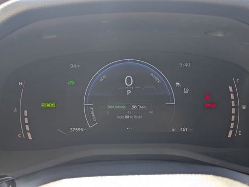 Used 2025 Toyota Camry LE FWD image 16