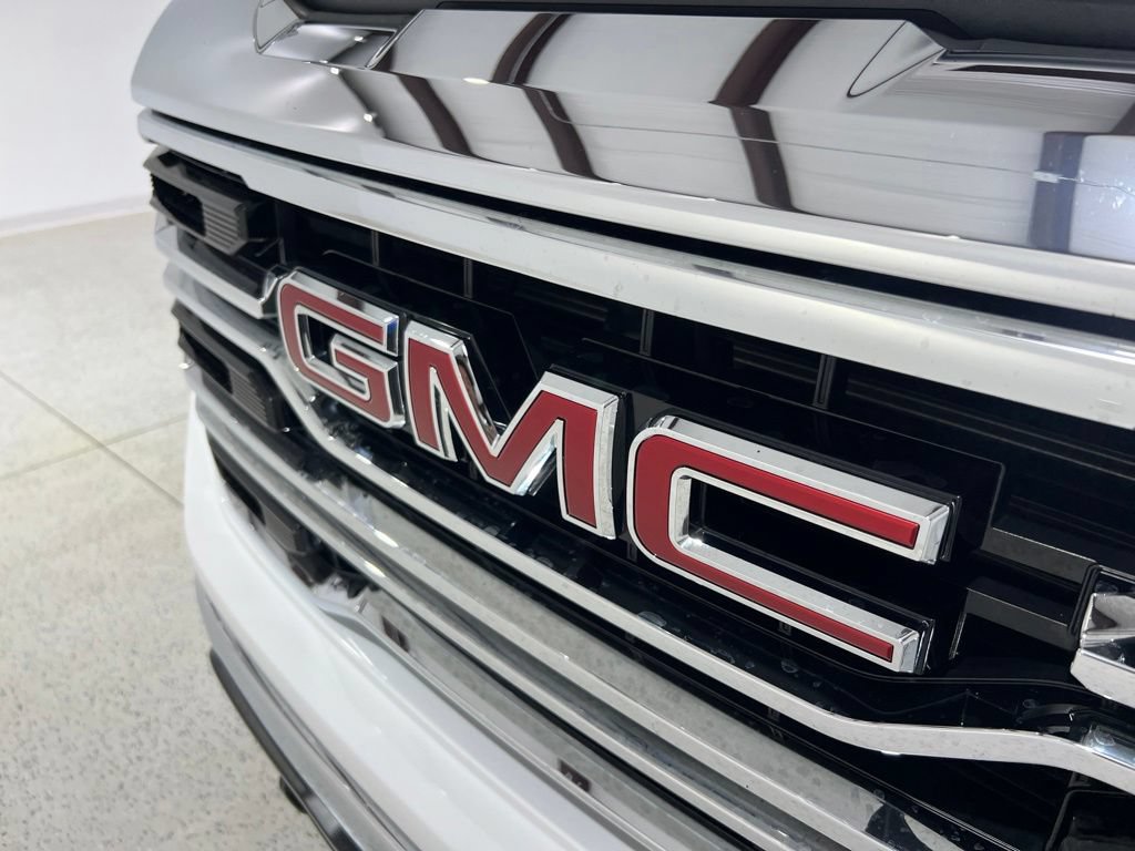 Used 2024 GMC Sierra 1500 SLT w/ SLT Premium Package AWD/4WD image 30