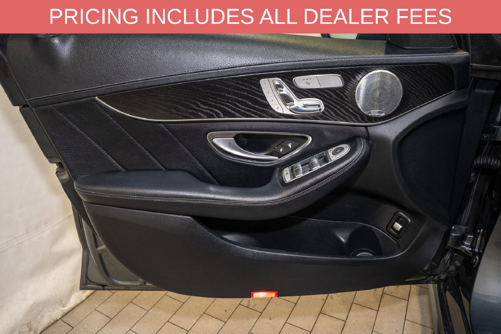 Used 2017 Mercedes-Benz C 300 4MATIC Sedan image 11