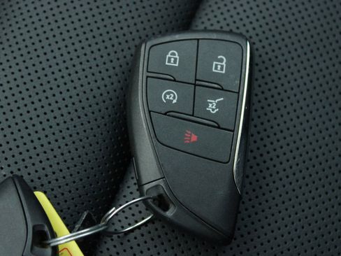 Used 2026 GMC Terrain Denali w/ LPO, Floor Liner Package AWD/4WD image 50