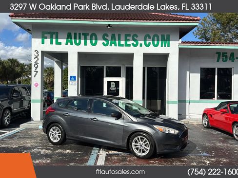 Used 2018 Ford Focus SE image 12
