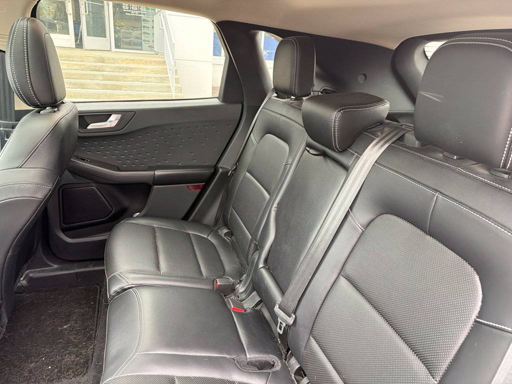 Used 2020 Ford Escape SE Sport FWD image 13