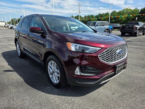 Certified 2023 Ford Edge SEL w/ Convenience Package AWD/4WD image 6