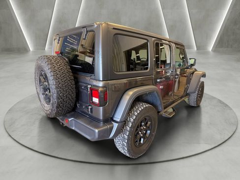 Used 2024 Jeep Wrangler Unlimited AWD/4WD image 6