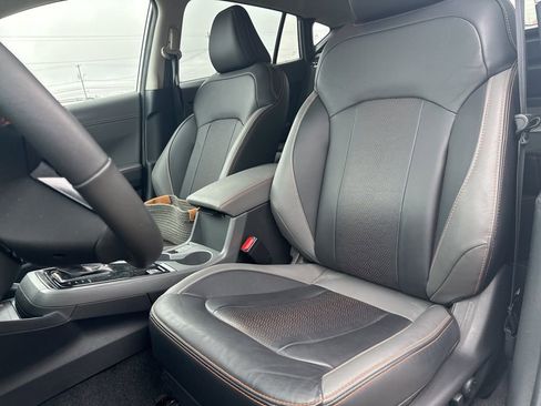 Certified 2025 Subaru Crosstrek 2.5i Limited AWD/4WD image 7