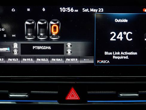 Used 2021 Hyundai Elantra Limited FWD image 26