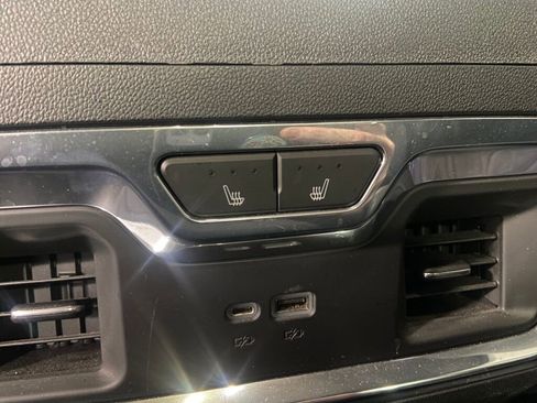 Used 2023 Chevrolet Silverado 1500 LTZ w/ LTZ Premium Package image 21