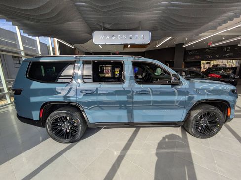 New 2026 Jeep Grand Wagoneer Limited image 4