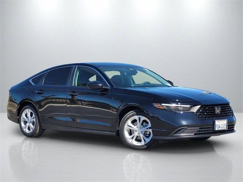 Used 2025 Honda Accord LX image 1