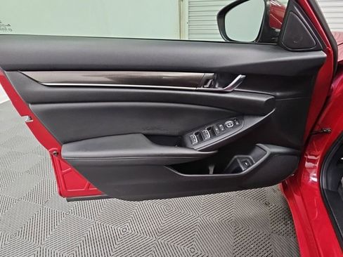 Used 2020 Honda Accord Sport image 28