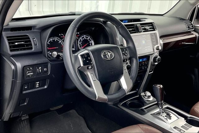 Used 2021 Toyota 4Runner Limited AWD/4WD image 17