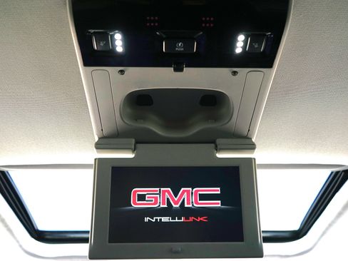 Used 2019 GMC Yukon SLT w/ Open Road Package AWD/4WD image 35