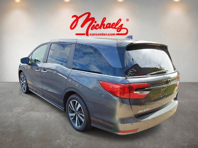 Used 2024 Honda Odyssey Touring image 4