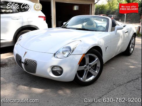 Used 2006 Pontiac Solstice Convertible w/ Premium Package image 1