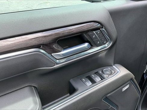 Certified 2022 Chevrolet Silverado 1500 LTZ w/ LTZ Premium Package AWD/4WD image 34