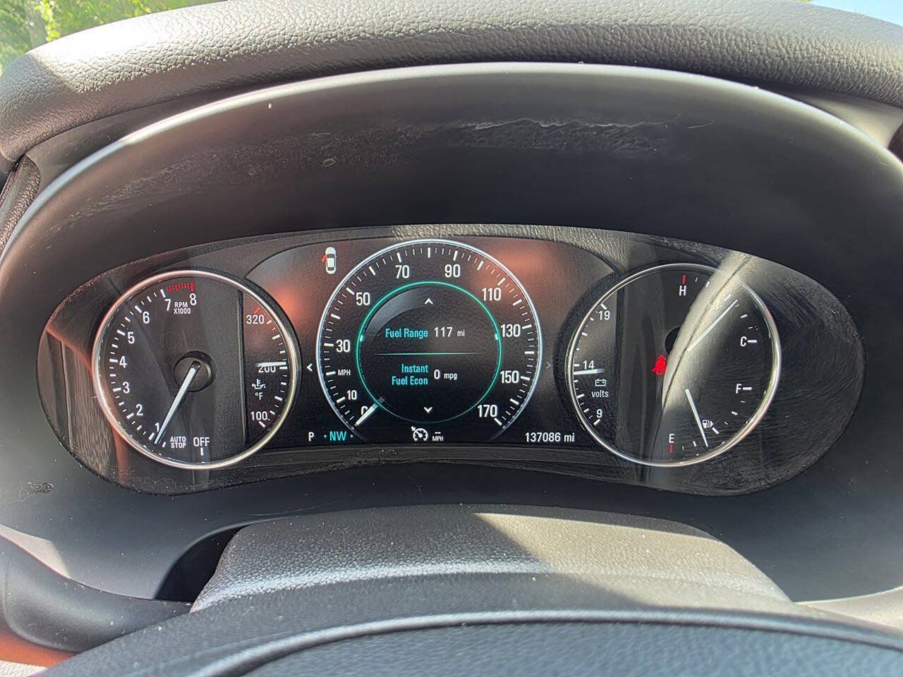 Used 2018 Buick LaCrosse Essence FWD image 17