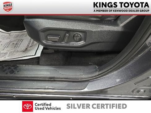 Certified 2022 Toyota Tundra Limited w/ Power Package AWD/4WD image 16
