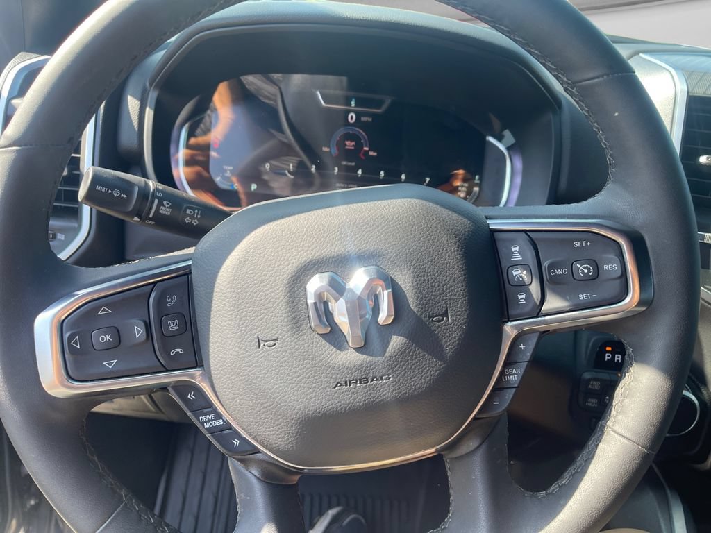 Used 2025 RAM 1500 Big Horn AWD/4WD image 18