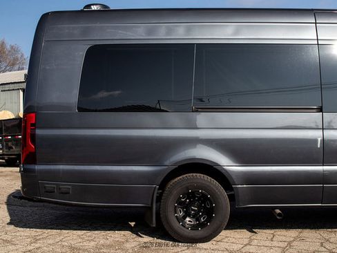 Used 2020 Mercedes-Benz Sprinter 3500 image 10