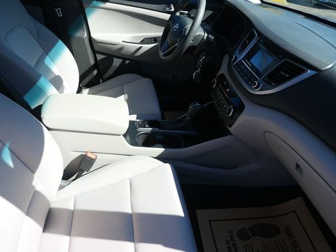 Used 2017 Hyundai Tucson SE image 29