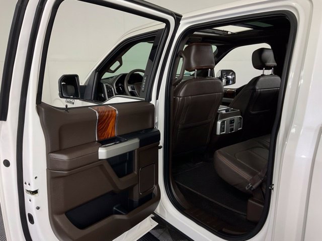 Used 2016 Ford F150 King Ranch w/ Equipment Group 601A Luxury AWD/4WD image 34