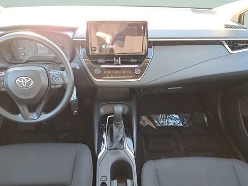 Used 2024 Toyota Corolla LE image 14