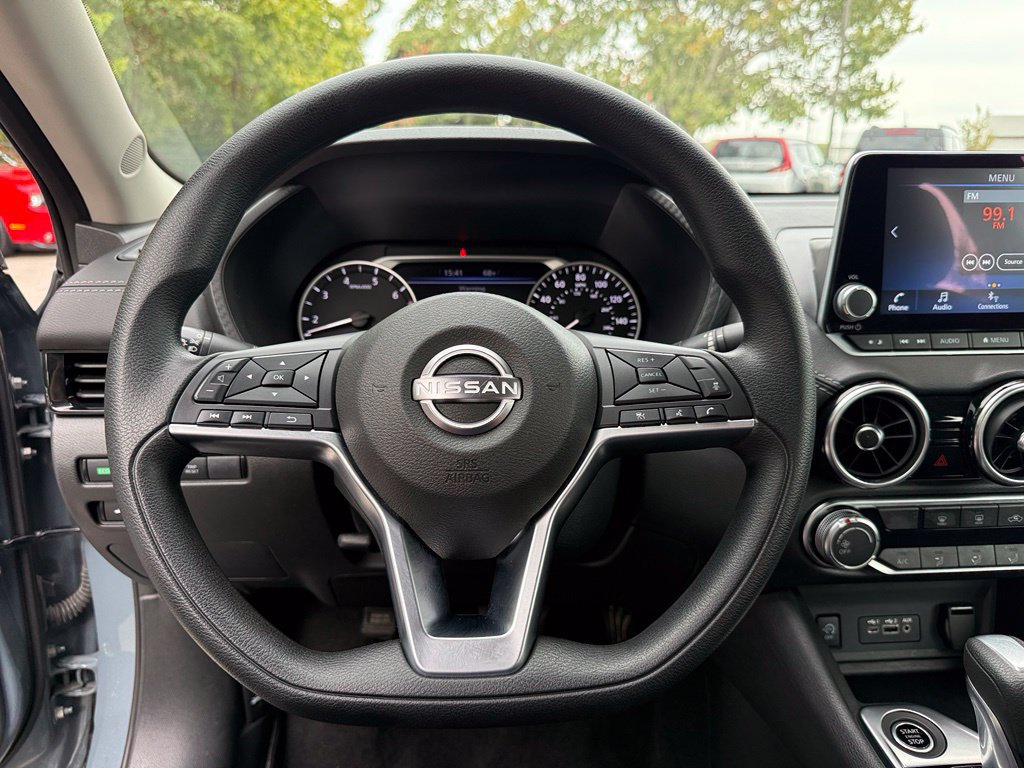 Used 2025 Nissan Sentra SV FWD image 11