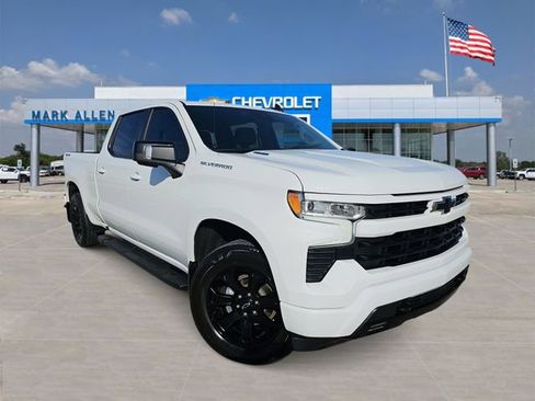 Used 2022 Chevrolet Silverado 1500 RST w/ Convenience Package II AWD/4WD image 1