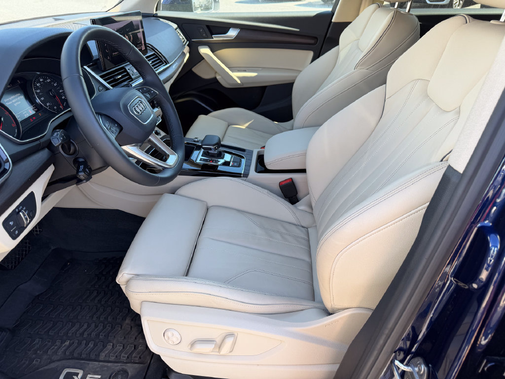 Certified 2024 Audi Q5 2.0T Premium AWD/4WD image 3