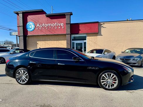Used 2019 Maserati Quattroporte S Q4 AWD/4WD image 6