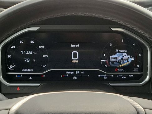 Used 2024 GMC Sierra 2500 Denali image 12