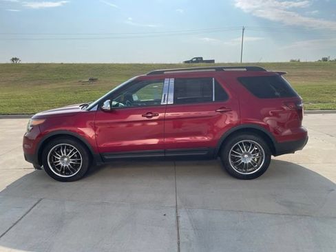Used 2015 Ford Explorer Sport w/ Equipment Group 401A AWD/4WD image 6