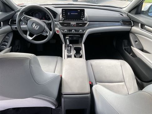 Used 2019 Honda Accord LX image 18