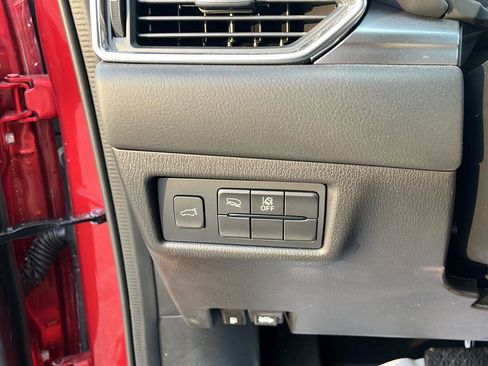 Used 2025 MAZDA CX-5 AWD 2.5 S w/ Preferred Package image 12