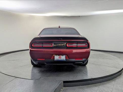Used 2018 Dodge Challenger SRT Hellcat image 7