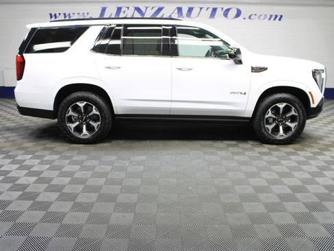 Used 2026 GMC Yukon AT4 Ultimate w/ LPO, Floor Liner Package AWD/4WD image 2