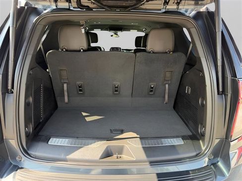 Used 2021 Chevrolet Tahoe Z71 image 34