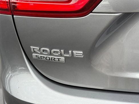 Used 2021 Nissan Rogue Sport SL w/ Premium Package image 7