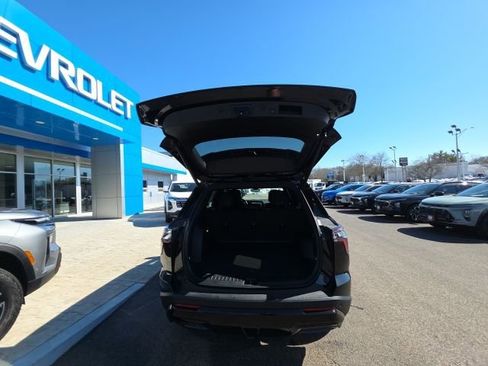 New 2026 Chevrolet Equinox RS image 8