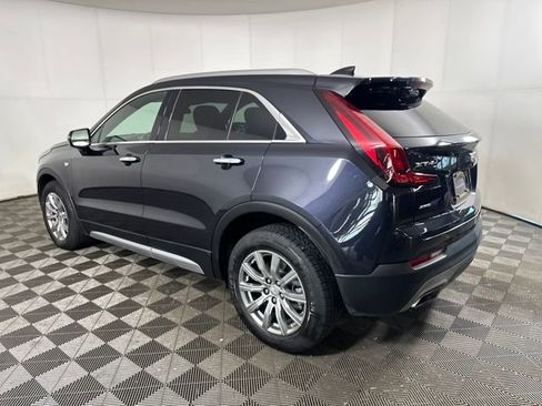 Used 2023 Cadillac XT4 Premium Luxury image 5