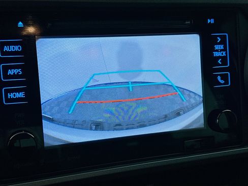 Used 2019 Toyota Tacoma TRD Sport AWD/4WD image 22