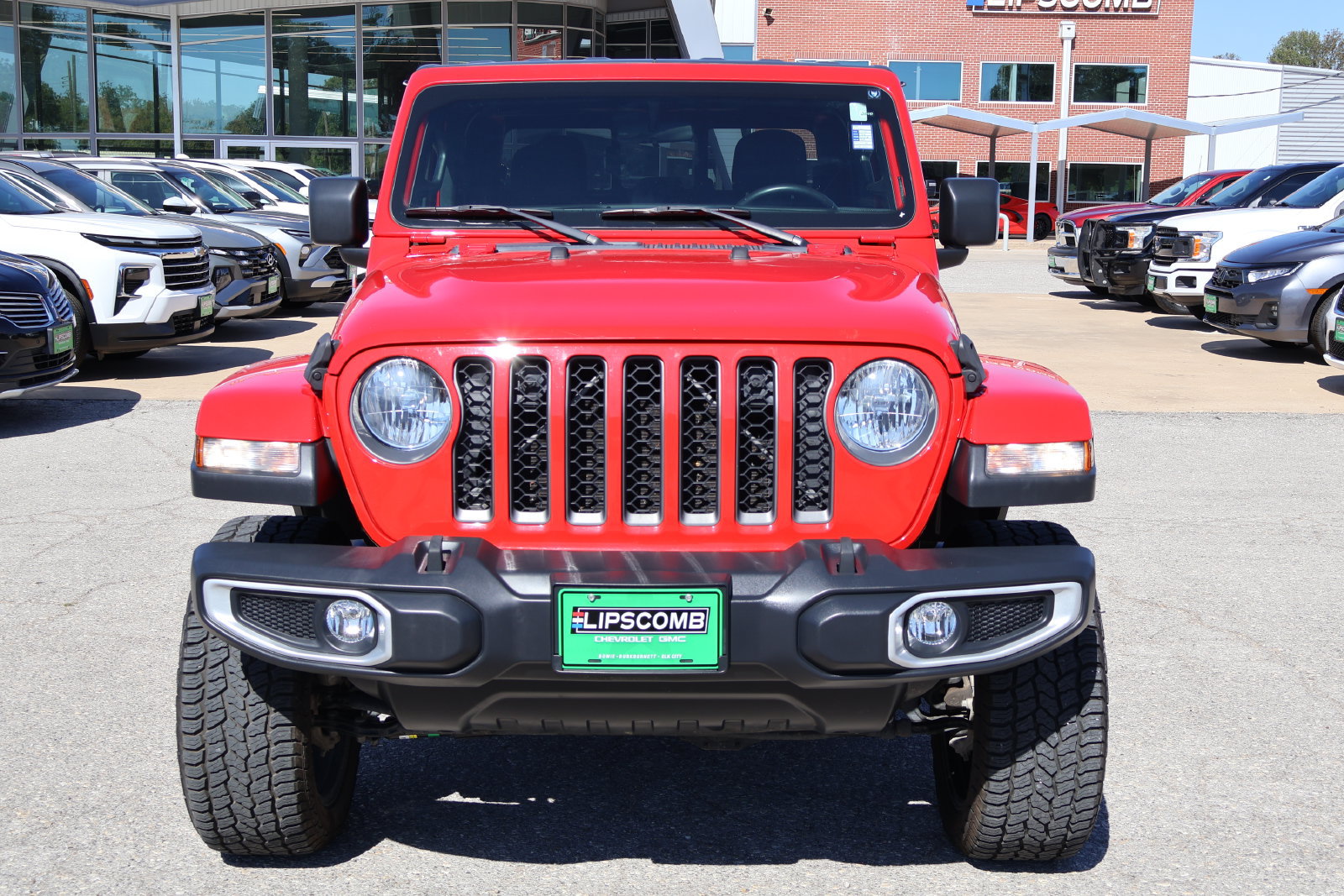 Used 2020 Jeep Gladiator Sport AWD/4WD image 4