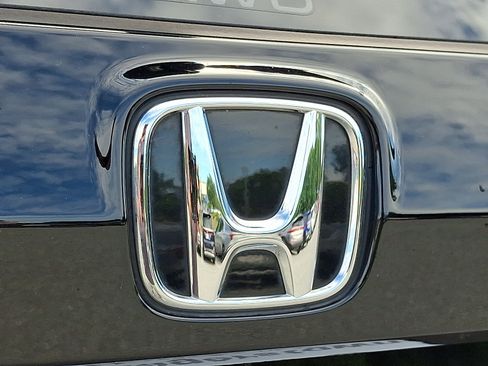 Used 2024 Honda CR-V EX-L image 32