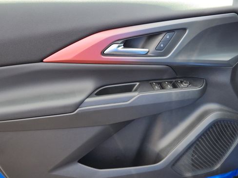 New 2026 Chevrolet Equinox EV RS image 12