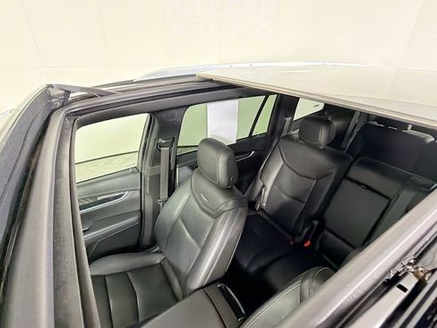 Used 2023 Cadillac XT6 Premium Luxury image 16