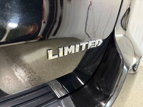 Used 2018 Jeep Grand Cherokee Limited AWD/4WD image 32