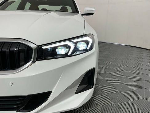 Certified 2025 BMW 330i Sedan w/ Convenience Package RWD image 8