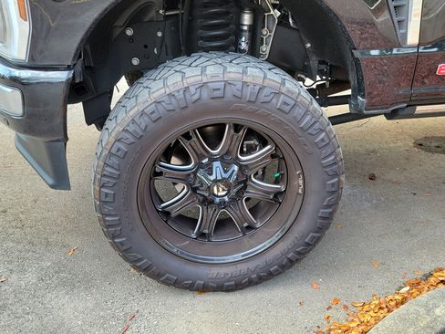Used 2024 Ford F250 Limited w/ FX4 Off-Road Package AWD/4WD image 4