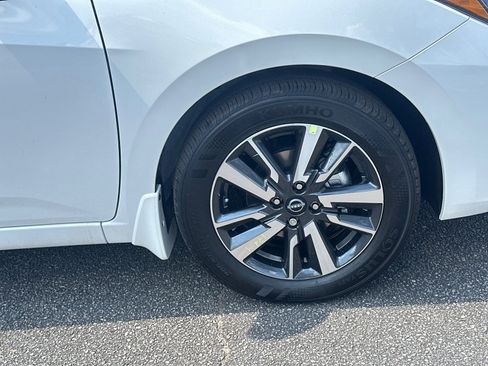 New 2025 Nissan Versa SV w/ Trunk Package image 12