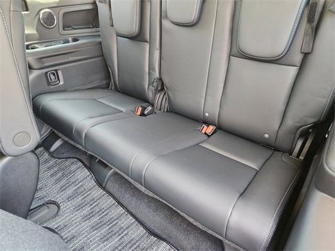 New 2025 Subaru Ascent Limited image 23